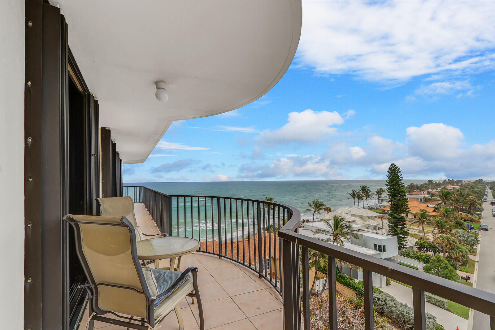 100 Beach Road Unit: 704