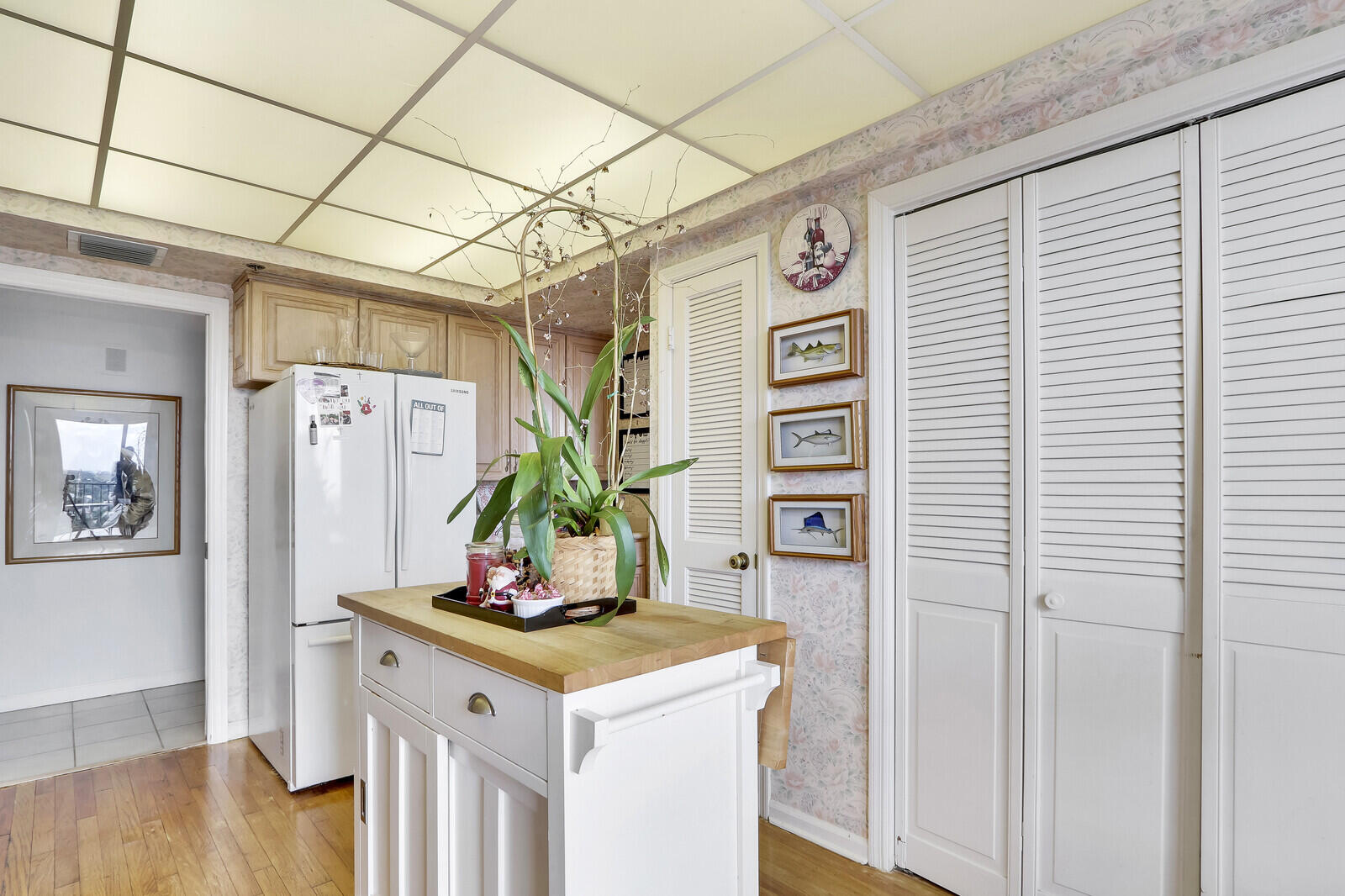 100 Beach Road Unit: 704