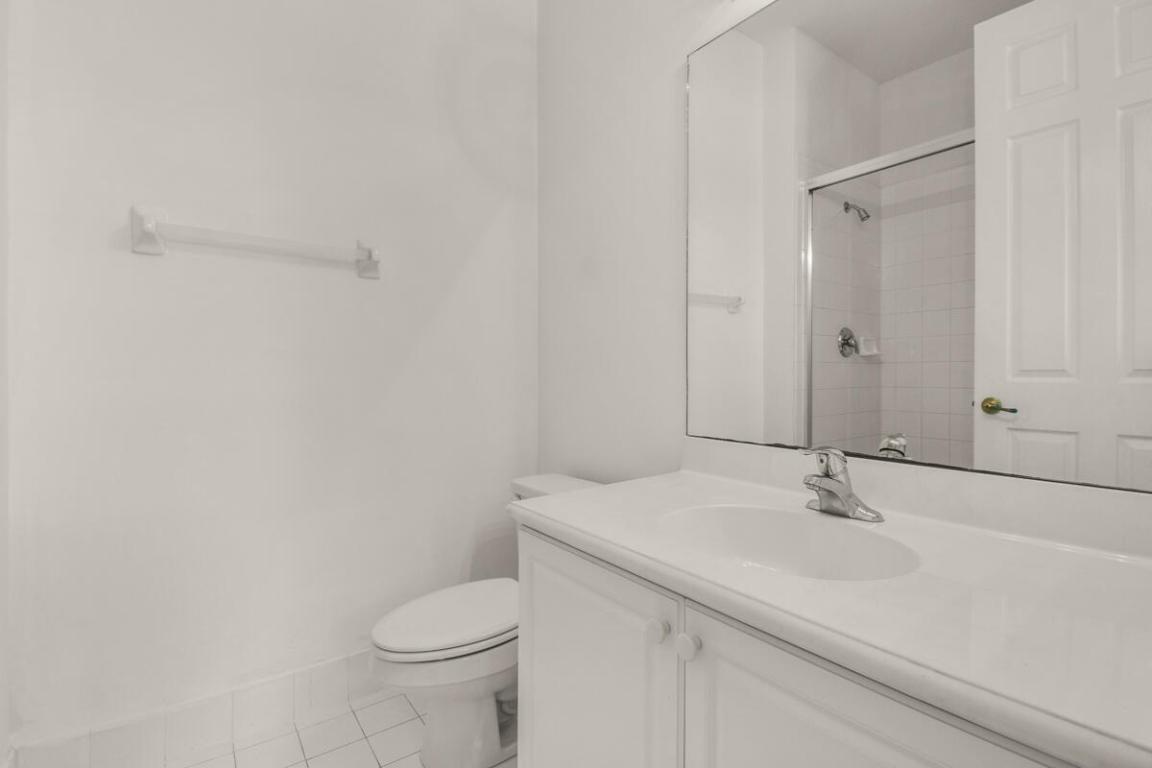 1544 W Frederick Small Road 12b