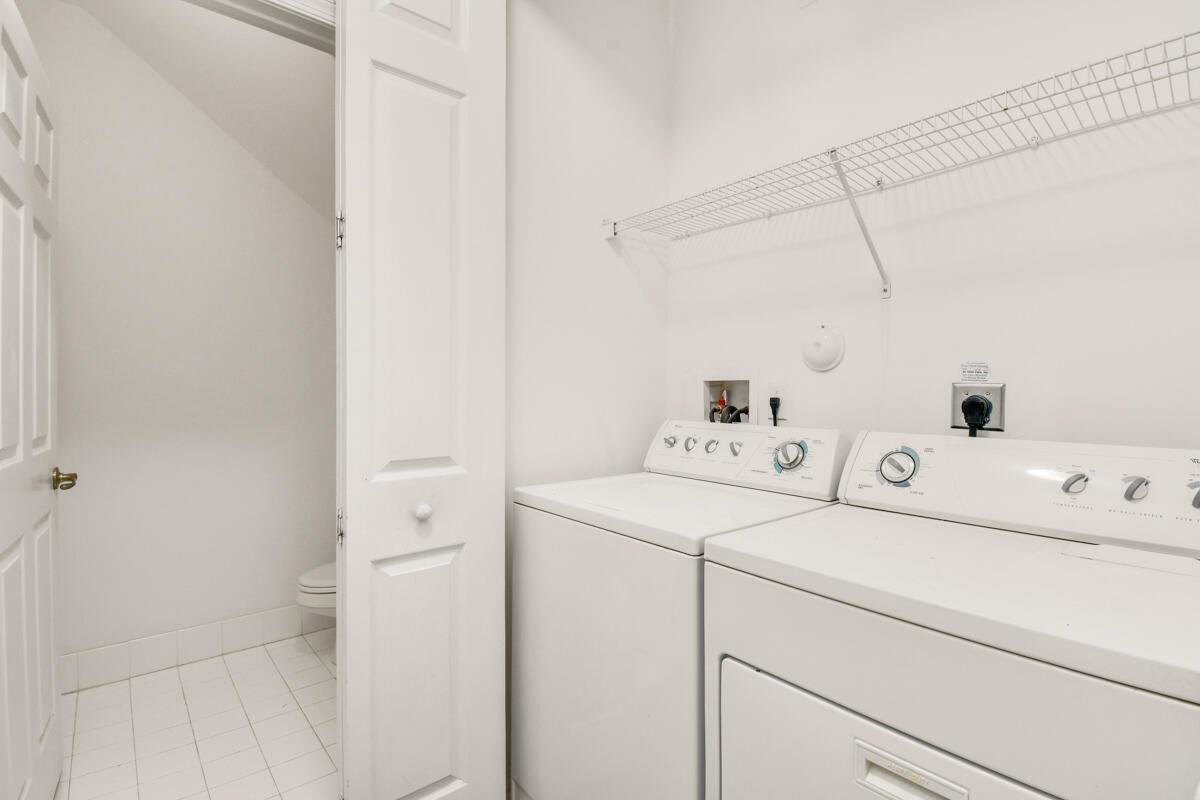 1544 W Frederick Small Road 12b