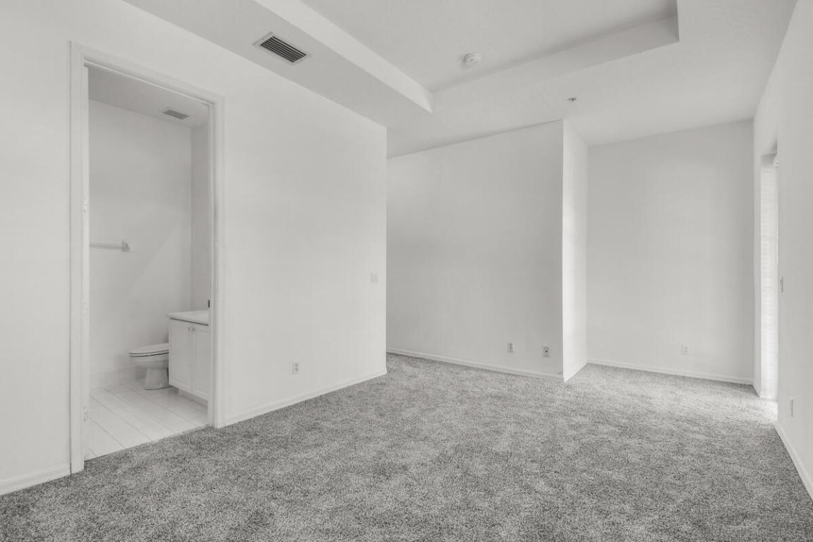 1544 W Frederick Small Road 12b