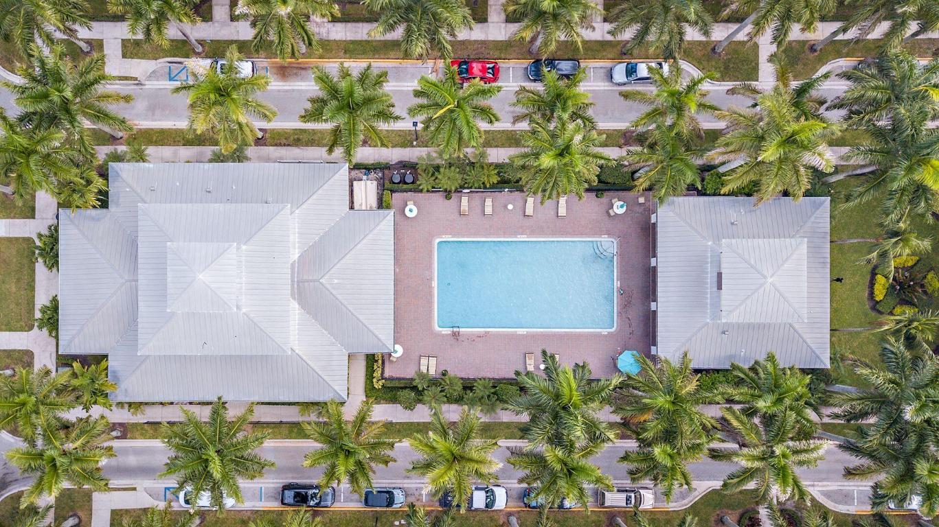 1544 W Frederick Small Road 12b