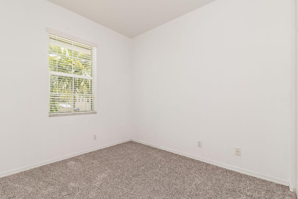 1544 W Frederick Small Road 12b