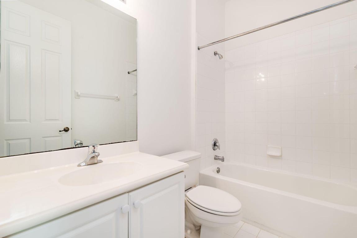 1544 W Frederick Small Road 12b