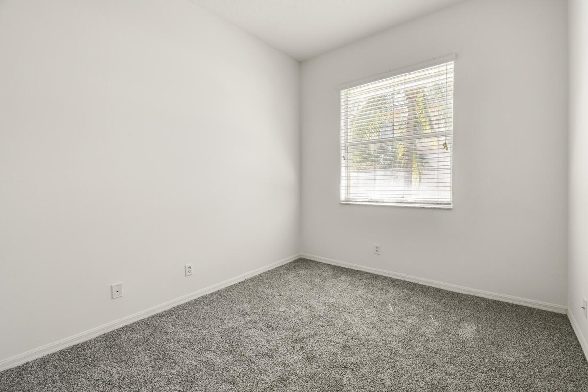 1544 W Frederick Small Road 12b