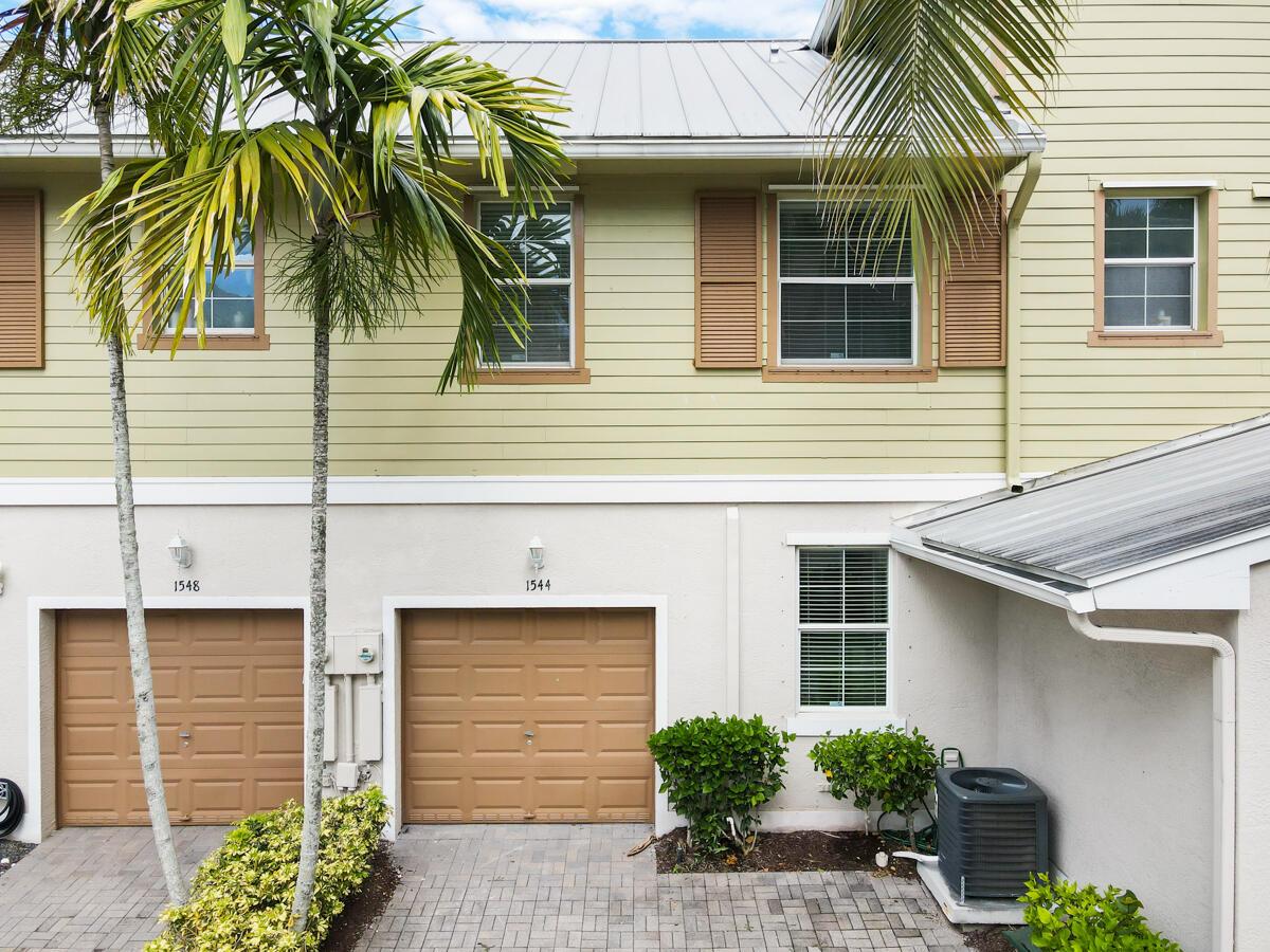 1544 W Frederick Small Road 12b