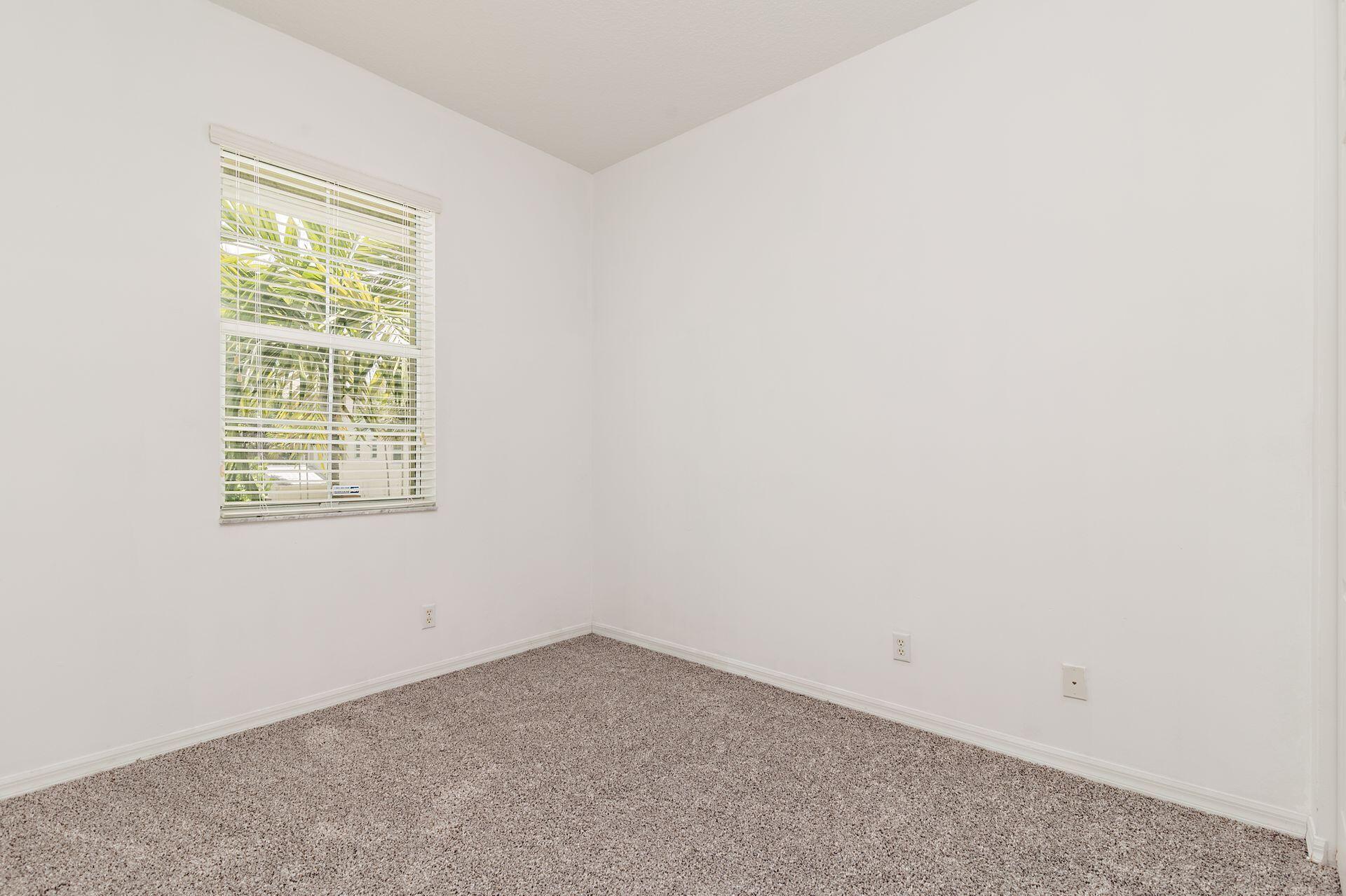 1544 W Frederick Small Road 12b