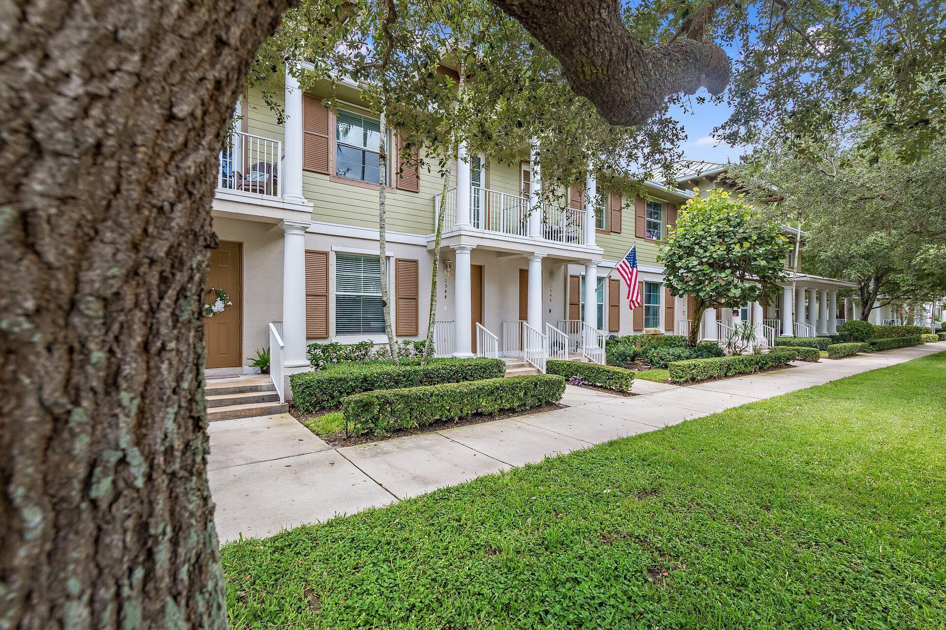 1544 W Frederick Small Road 12b