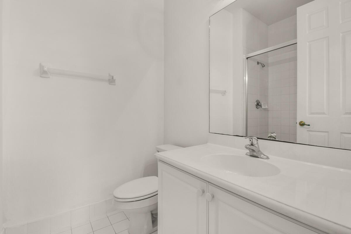 1544 W Frederick Small Road 12b