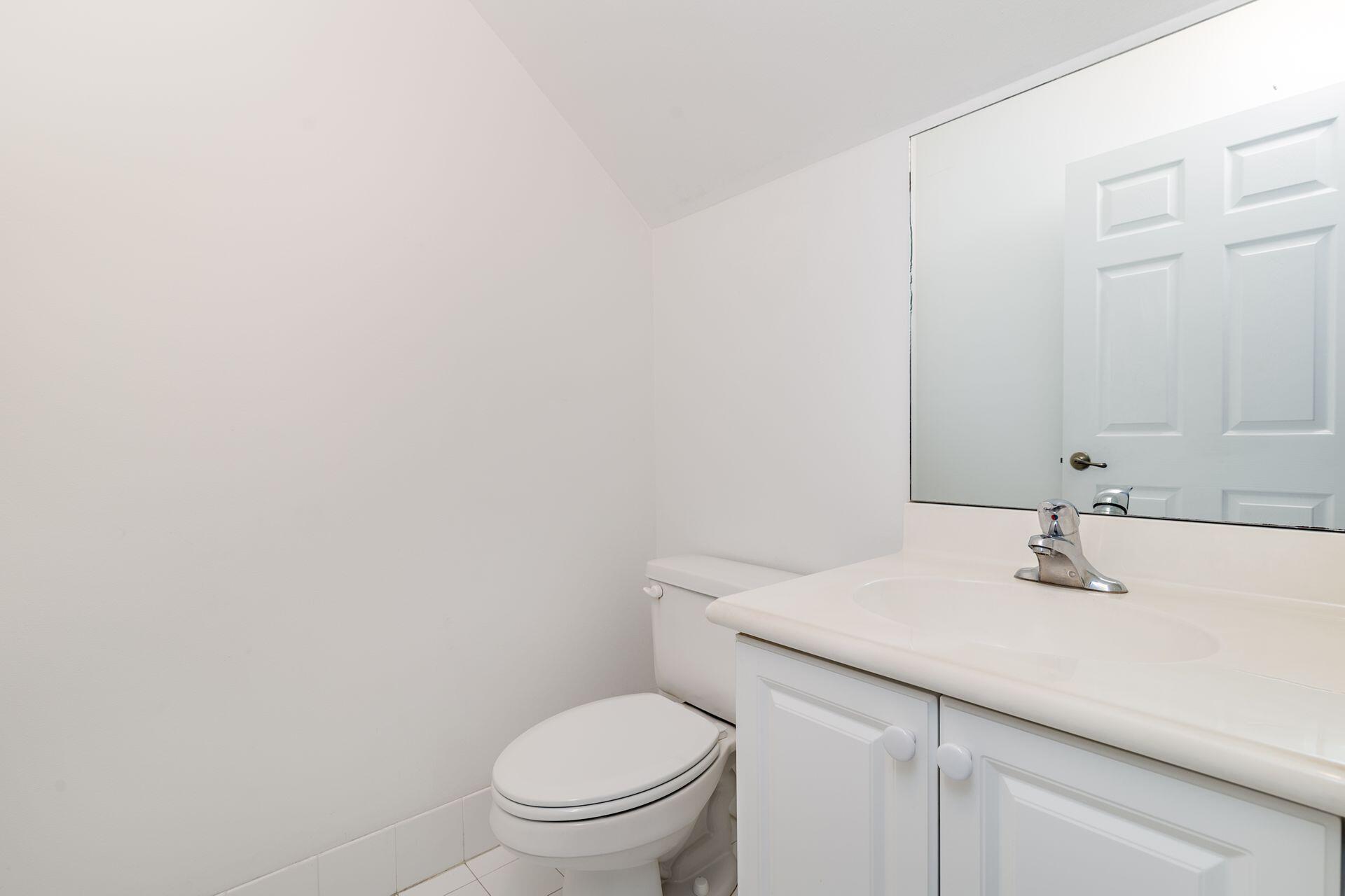 1544 W Frederick Small Road 12b