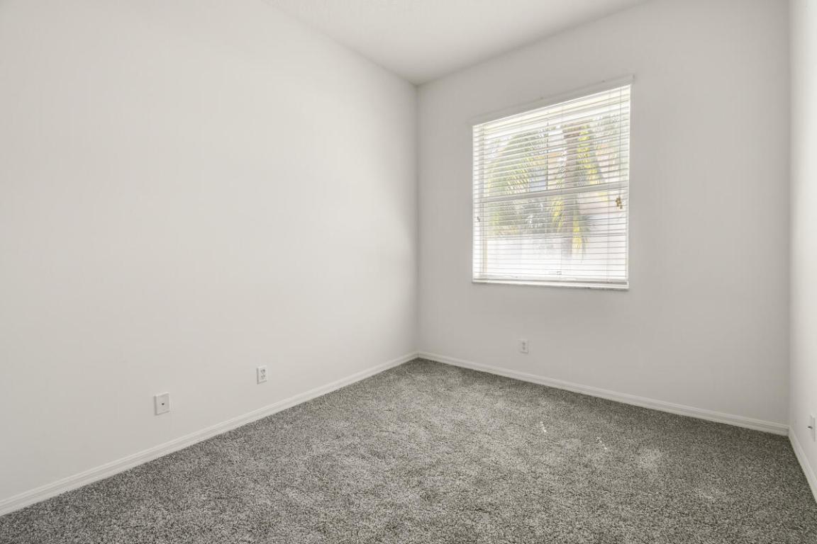 1544 W Frederick Small Road 12b