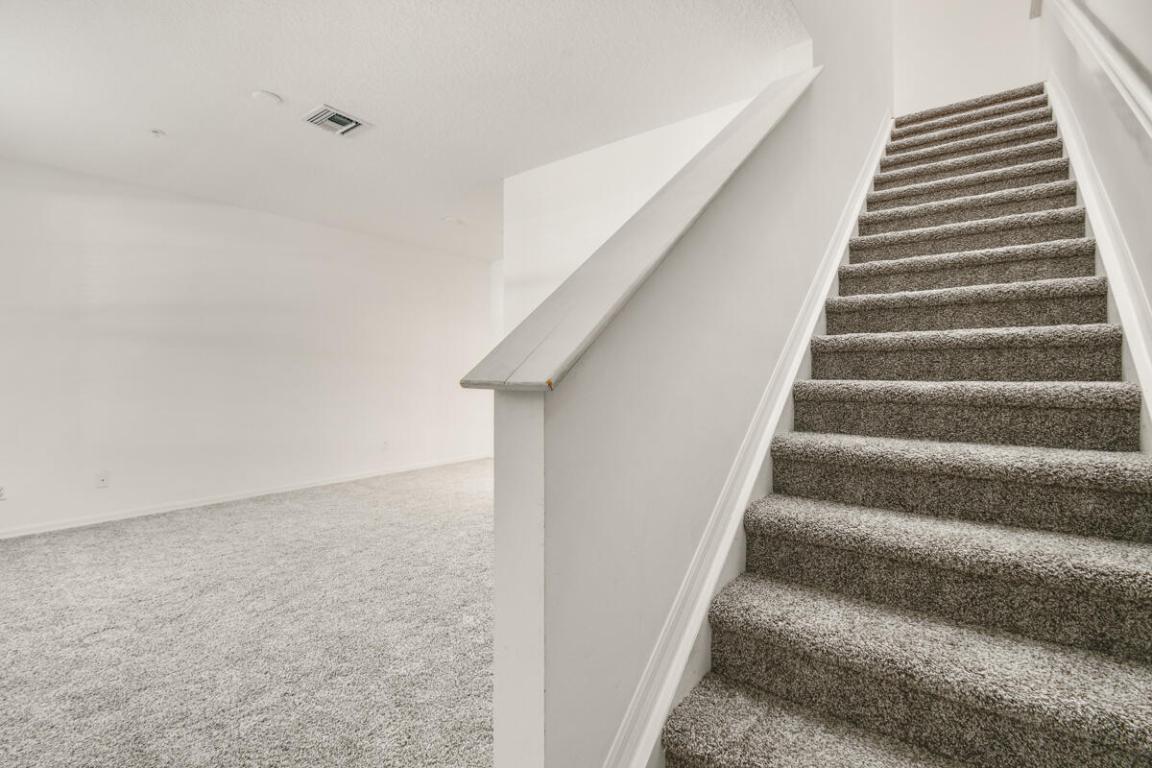 1544 W Frederick Small Road 12b