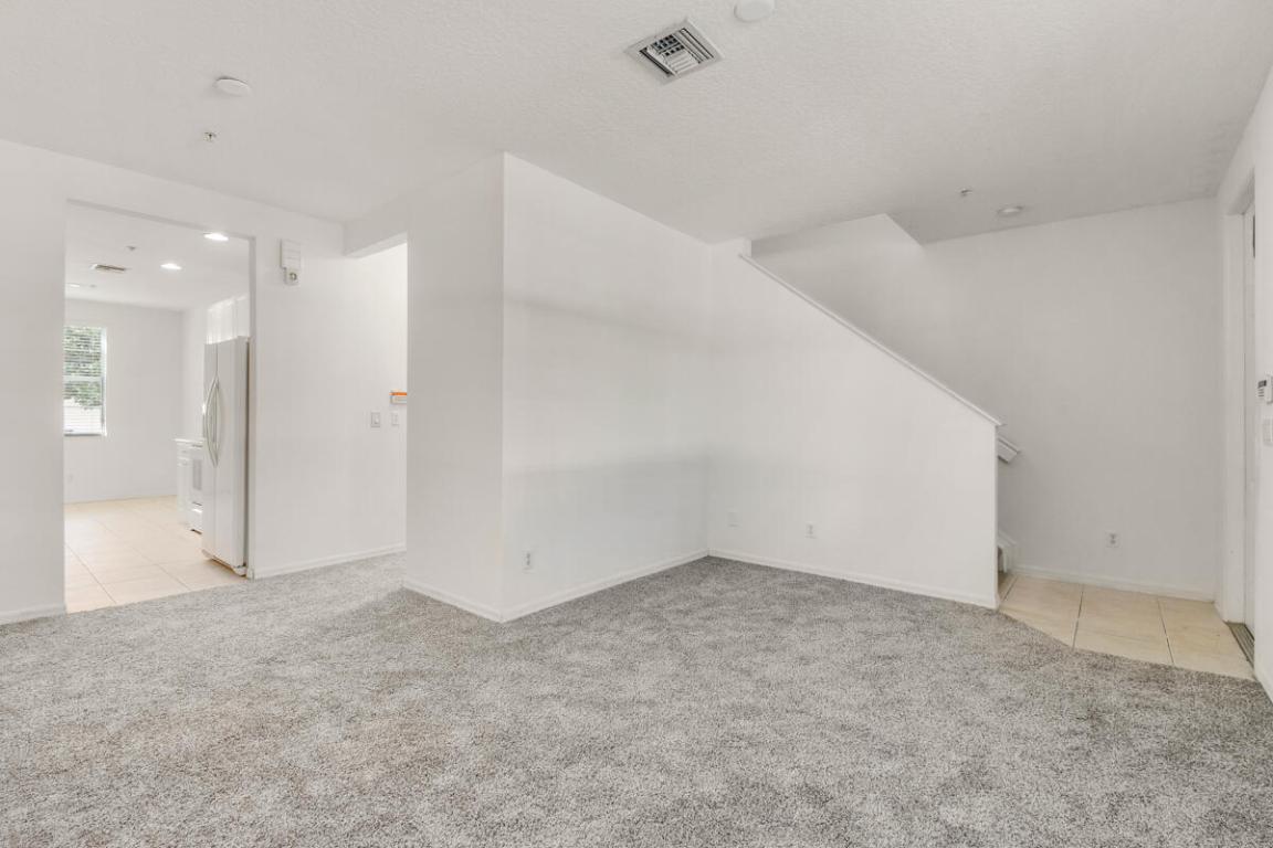 1544 W Frederick Small Road 12b