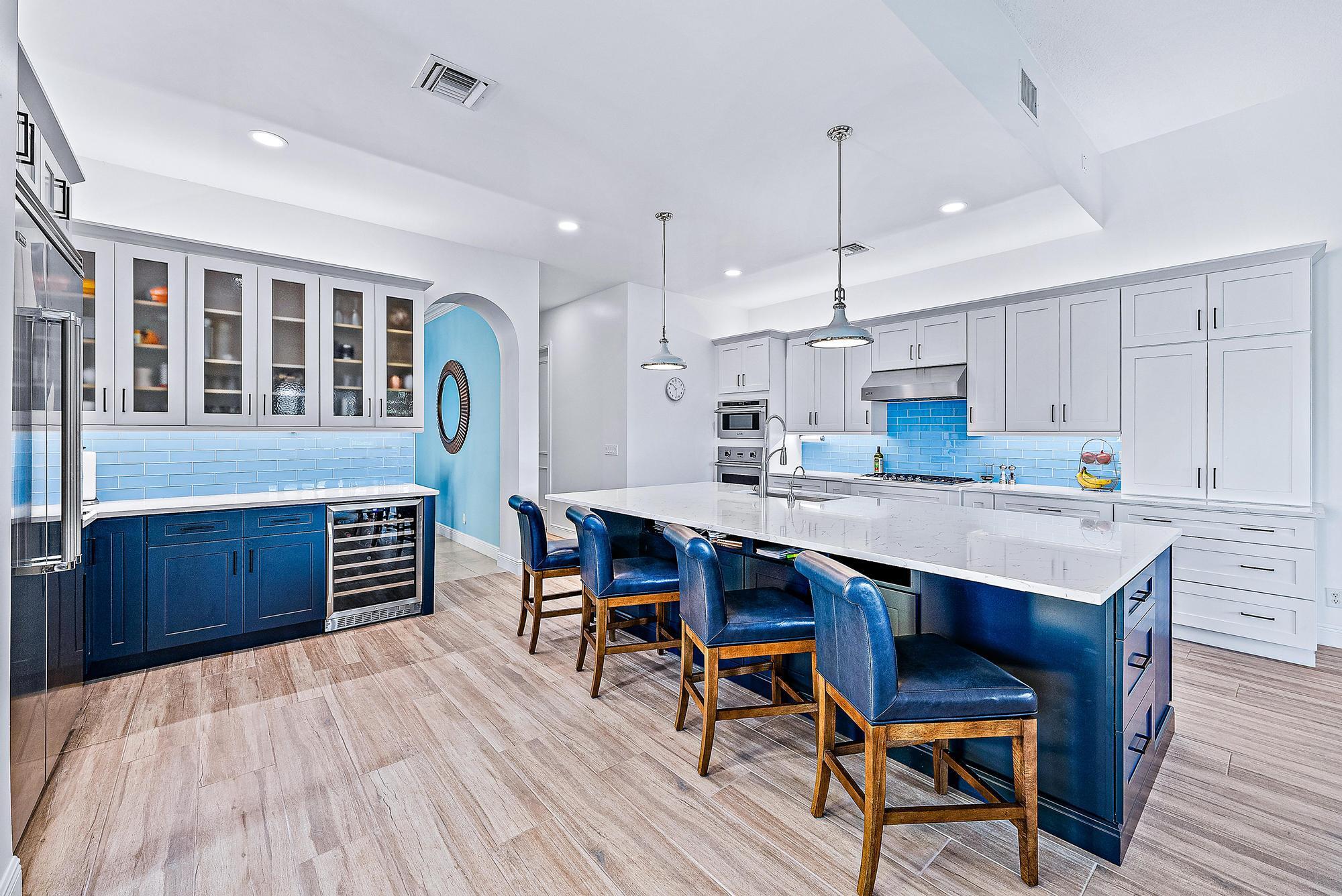 1231 Pine Point Road