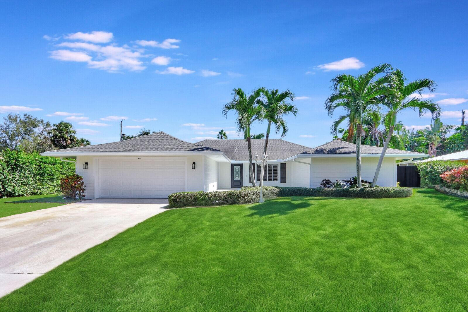 21 SE Paddock Circle