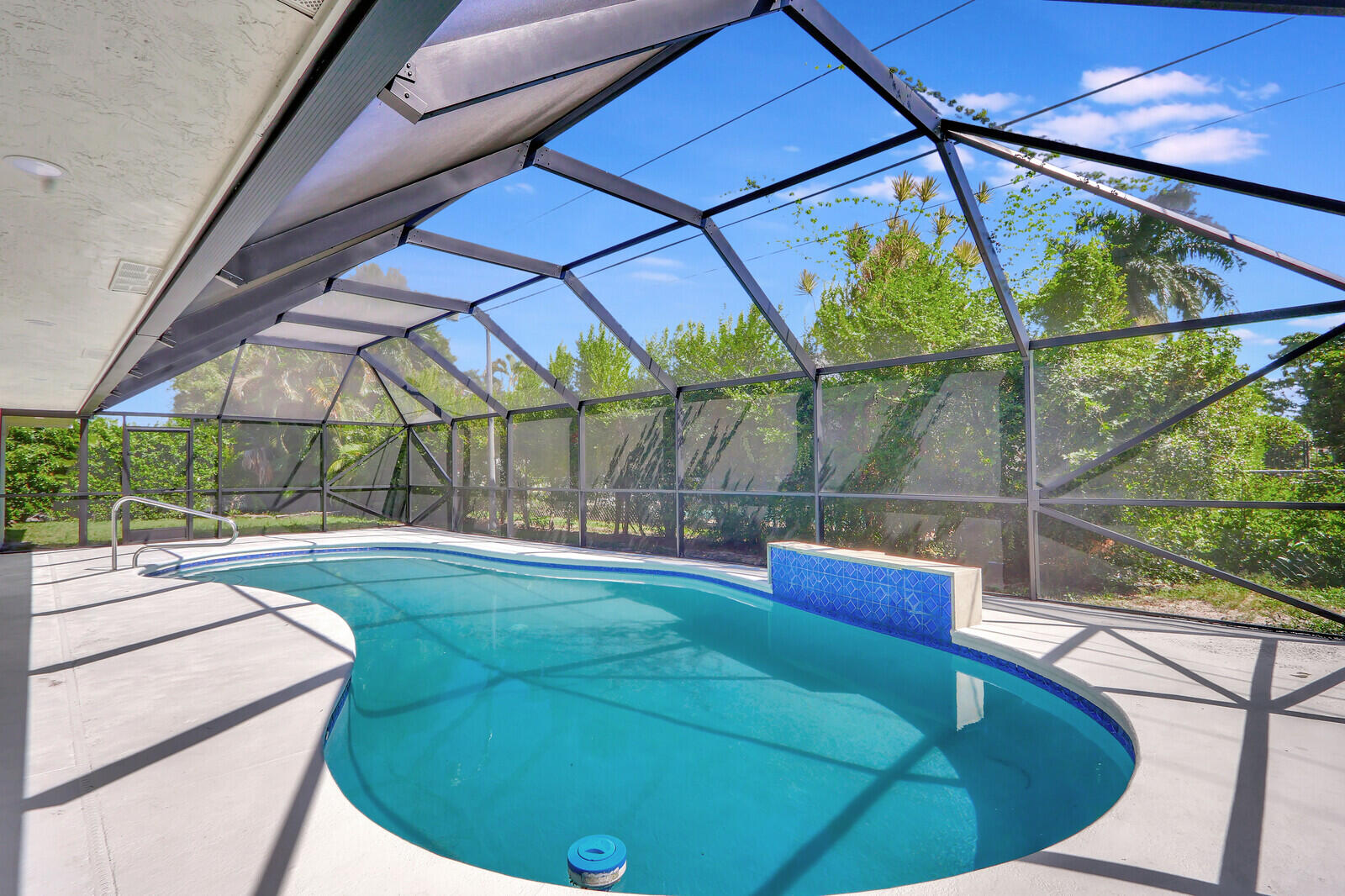 21 SE Paddock Circle