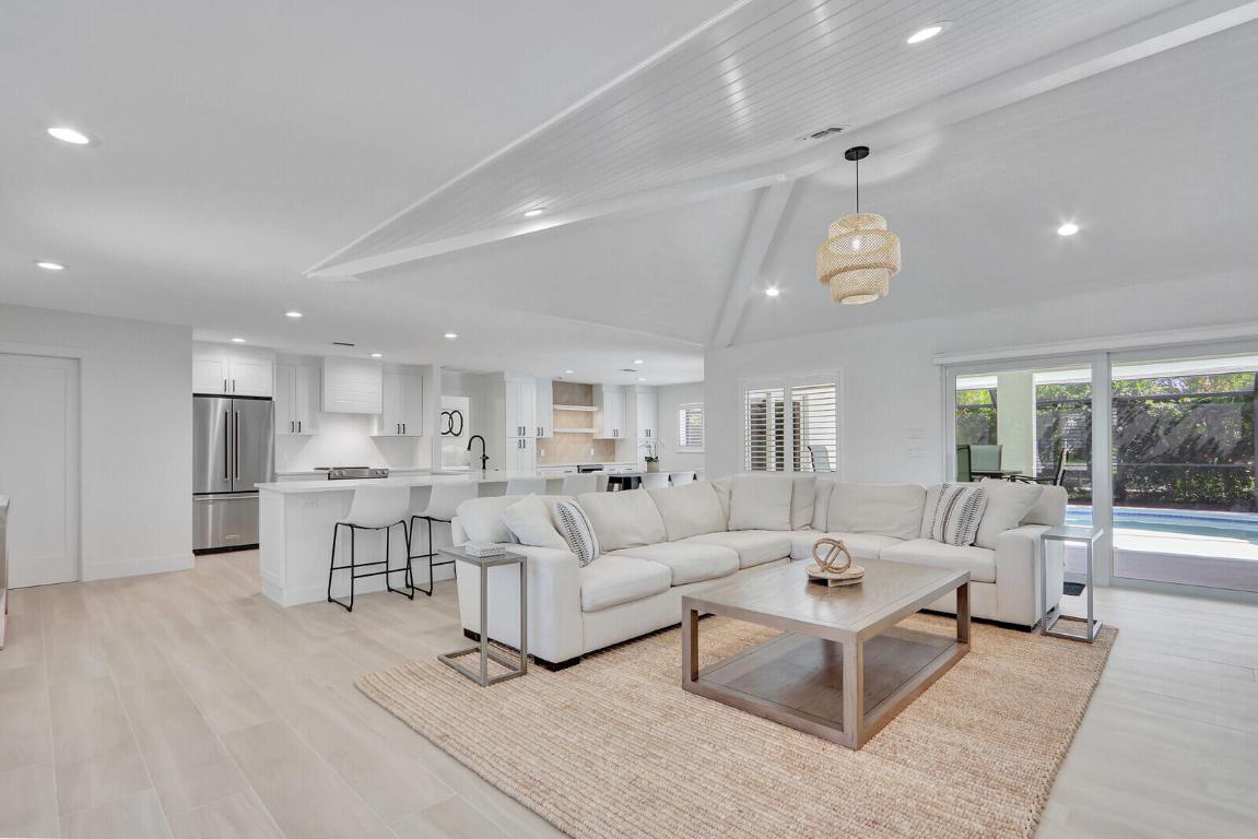 21 SE Paddock Circle