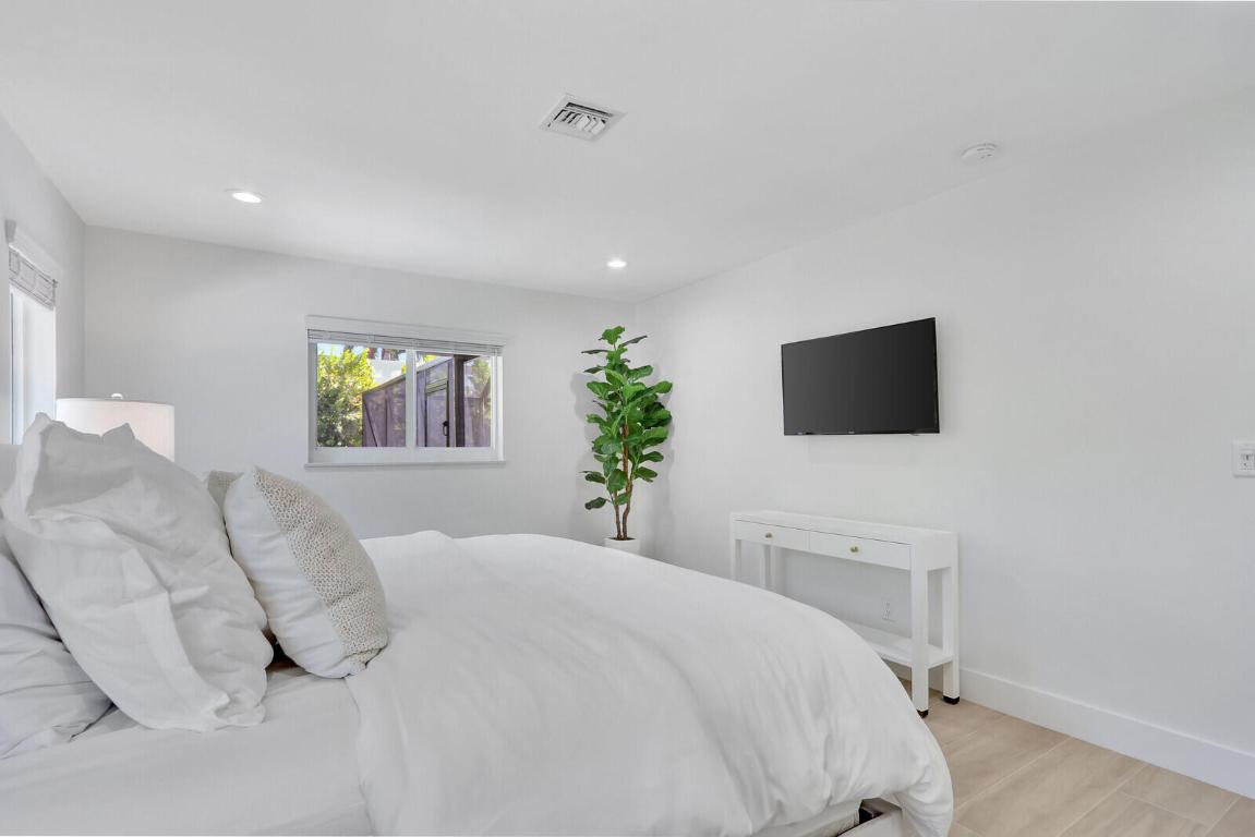 21 SE Paddock Circle