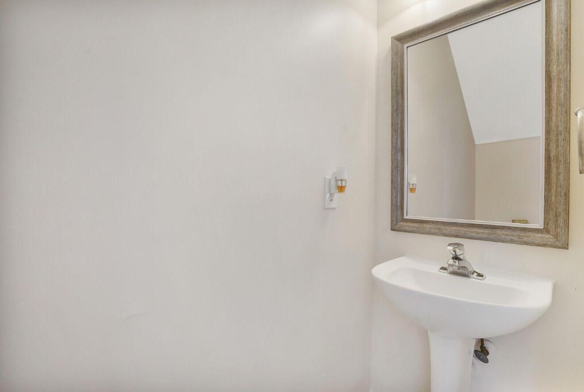 874 Summit Lake Drive