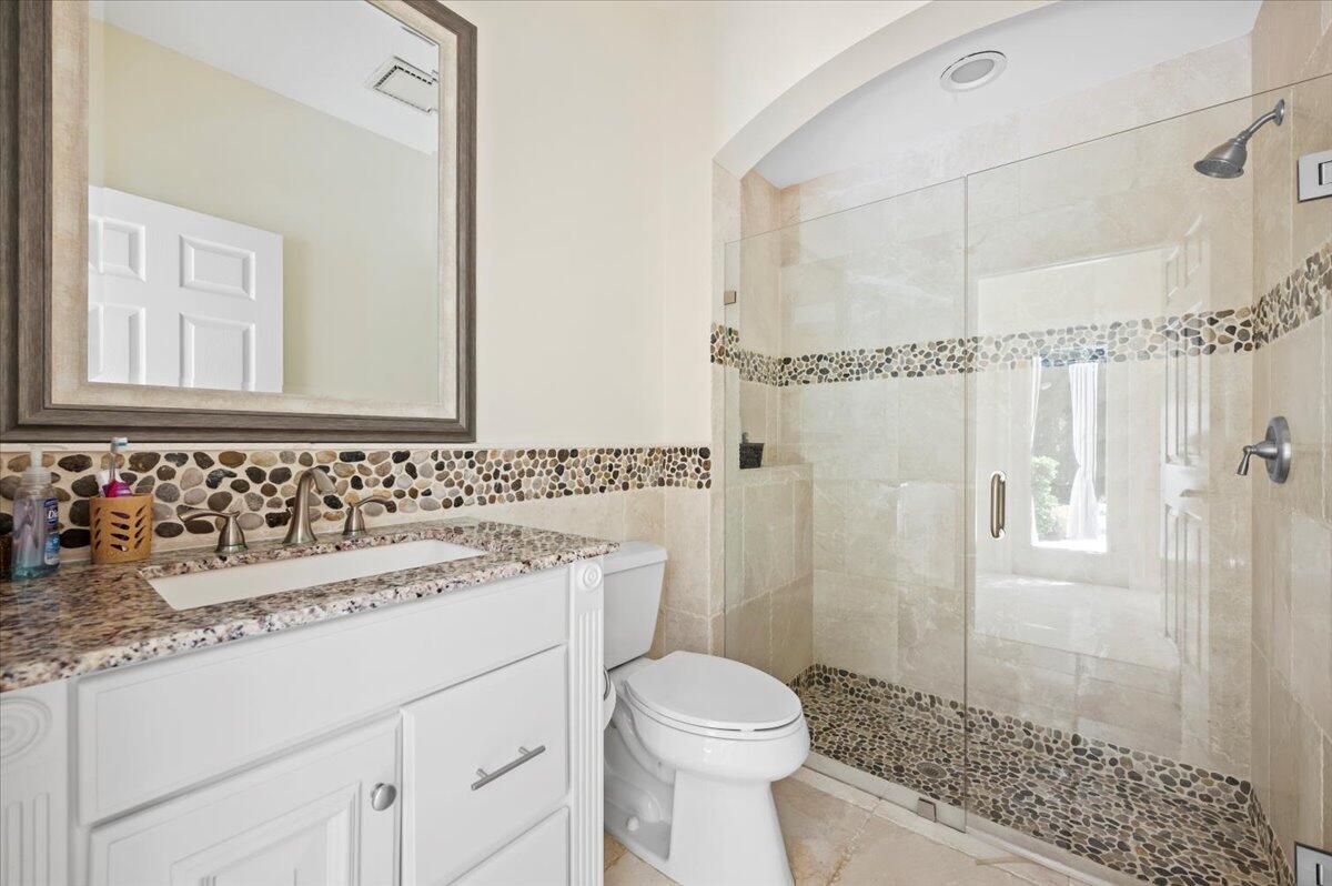 126 N River Drive W