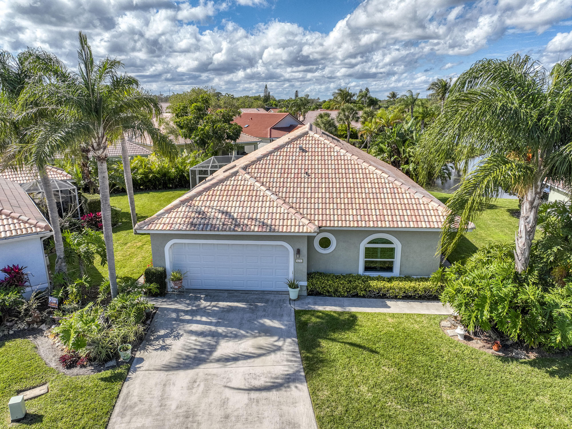 6016 SE Walkers Cay Court