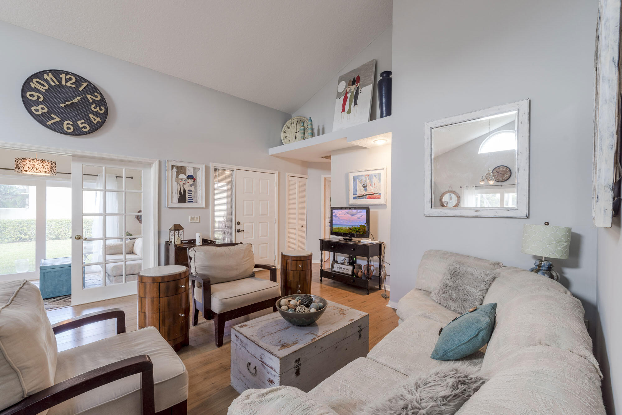 6016 SE Walkers Cay Court