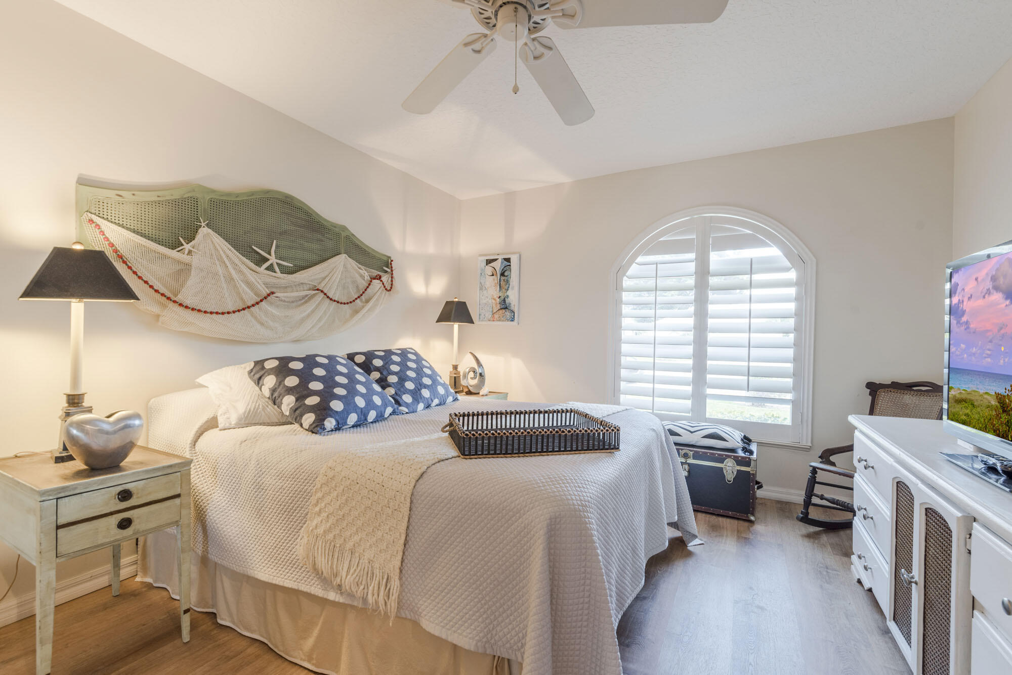 6016 SE Walkers Cay Court