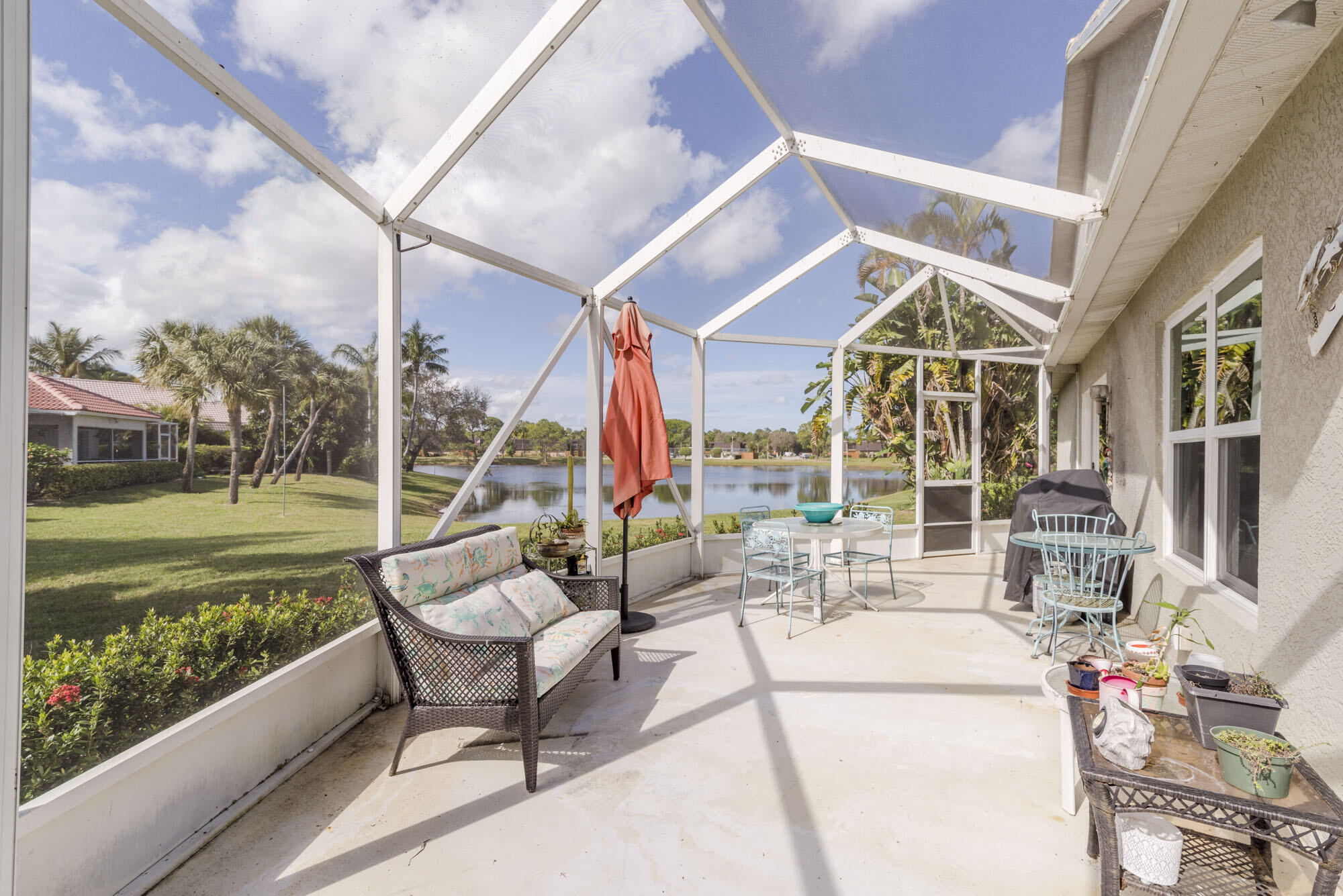 6016 SE Walkers Cay Court