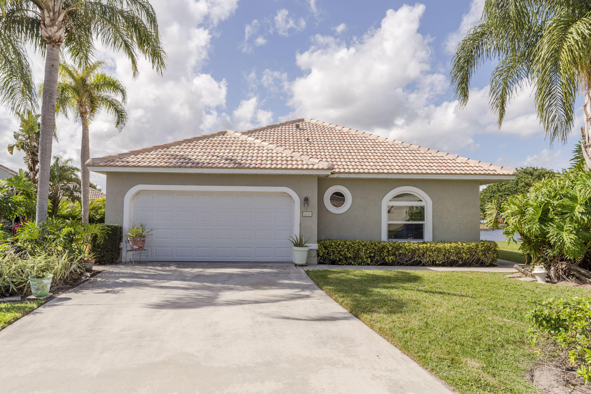 6016 SE Walkers Cay Court