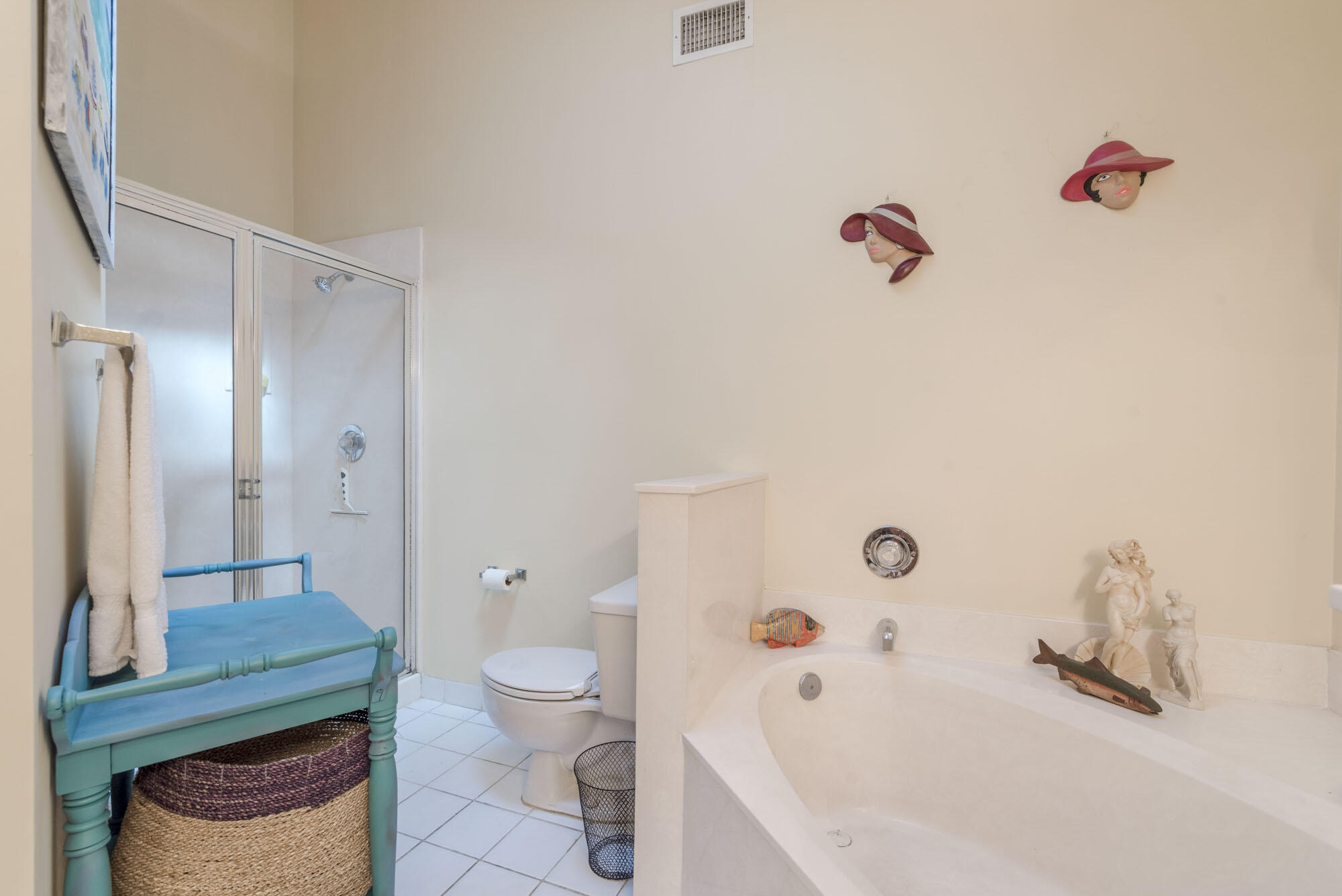 6016 SE Walkers Cay Court