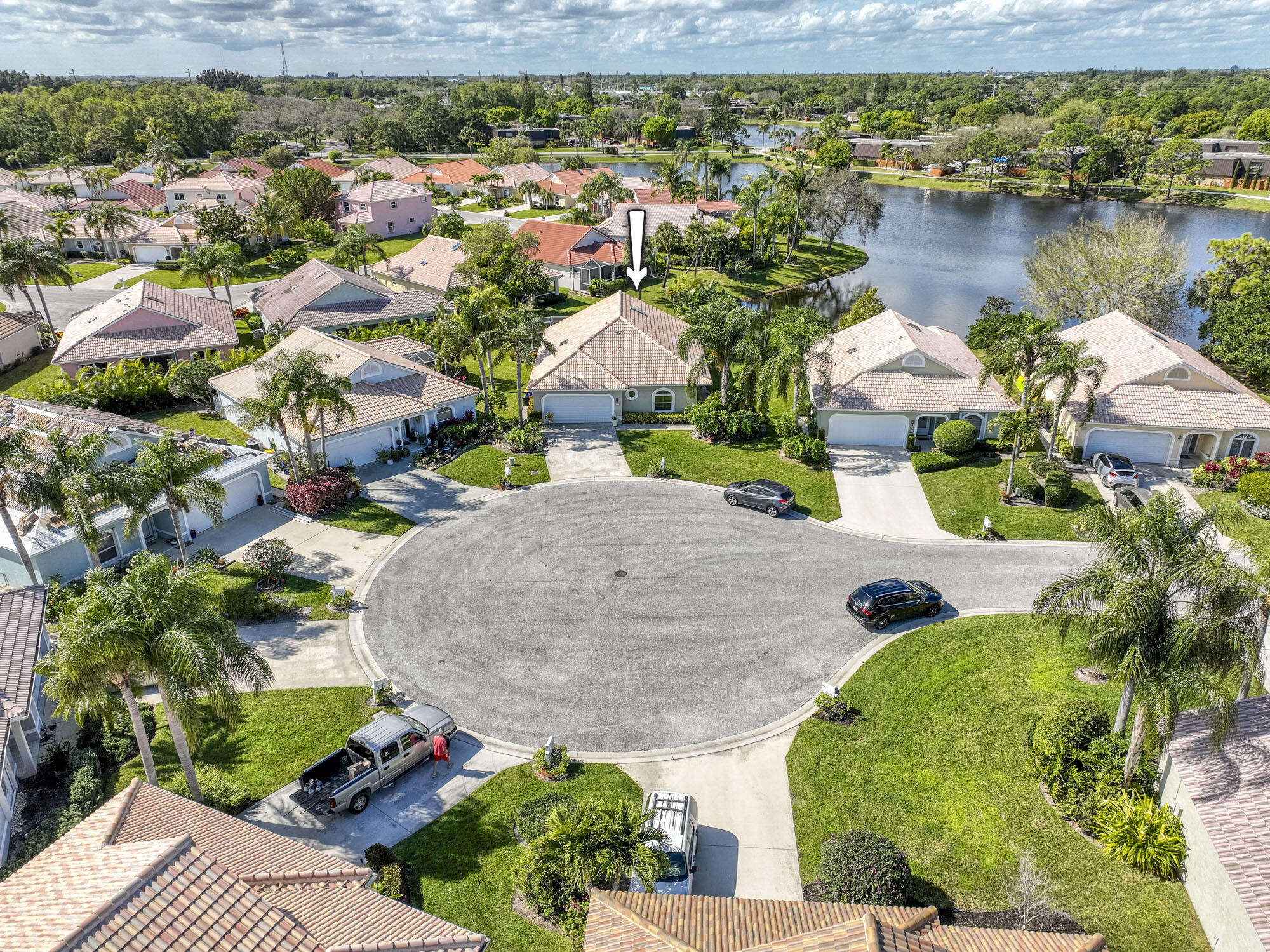 6016 SE Walkers Cay Court