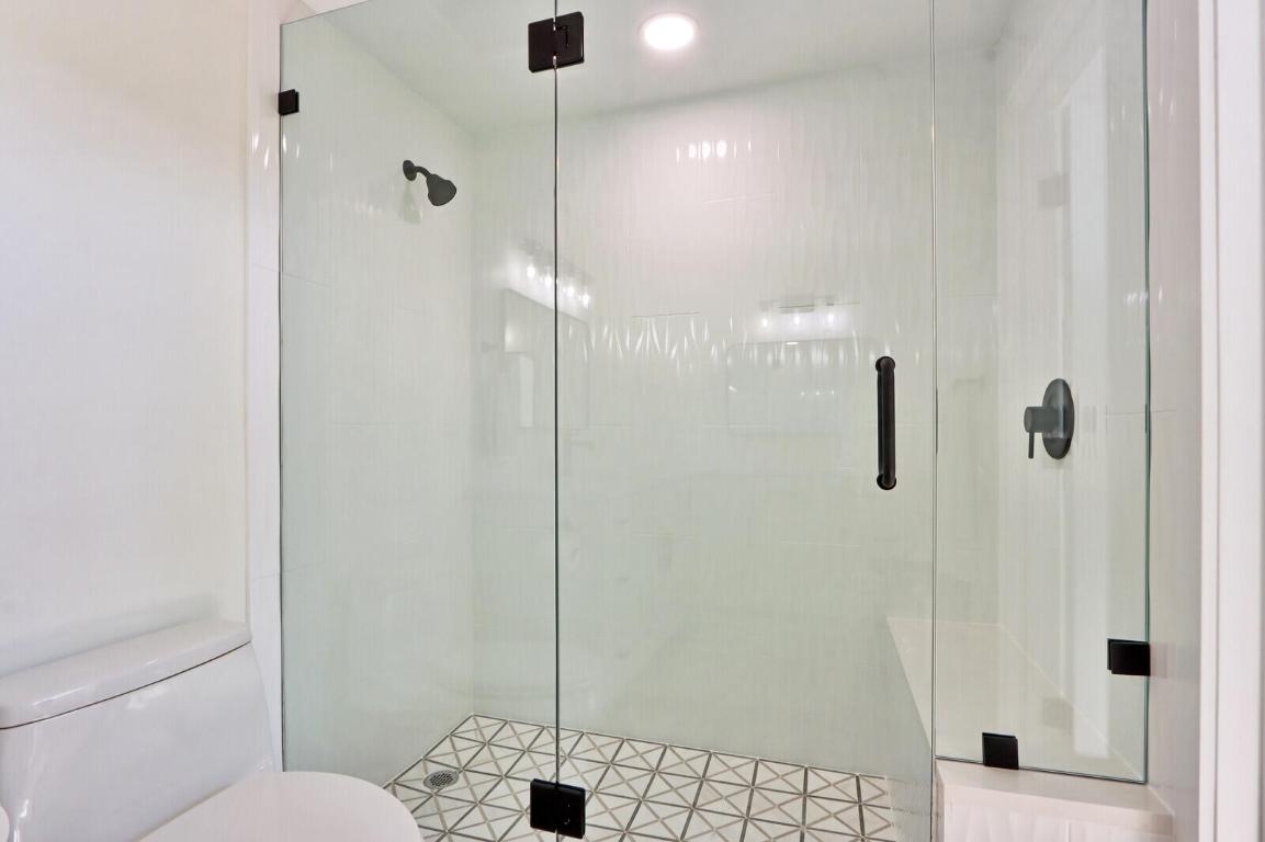 1801 S Us Highway 1 14c