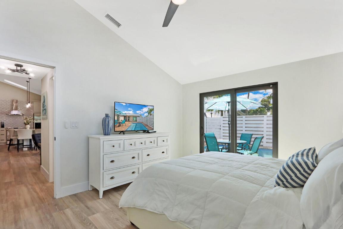 1801 S Us Highway 1 14c