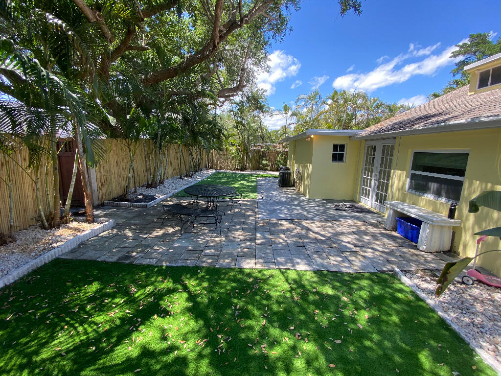 1790 Ridge Road