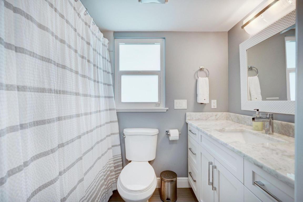 141 Pine Hill Trail W