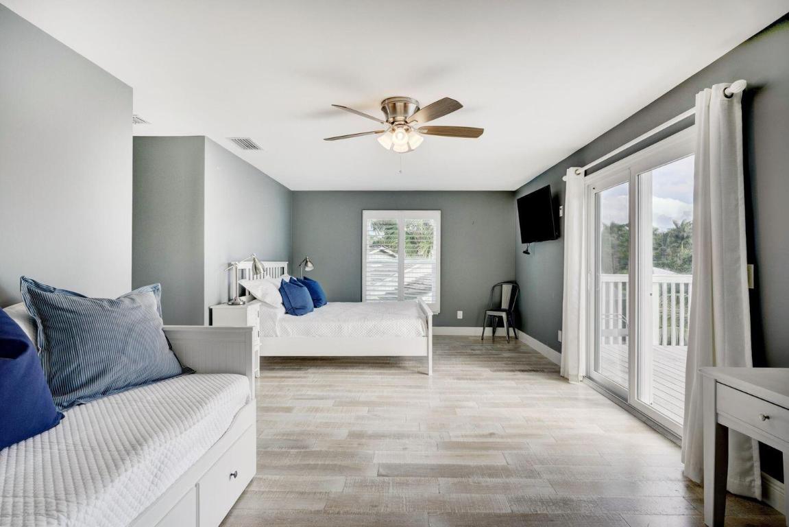 141 Pine Hill Trail W