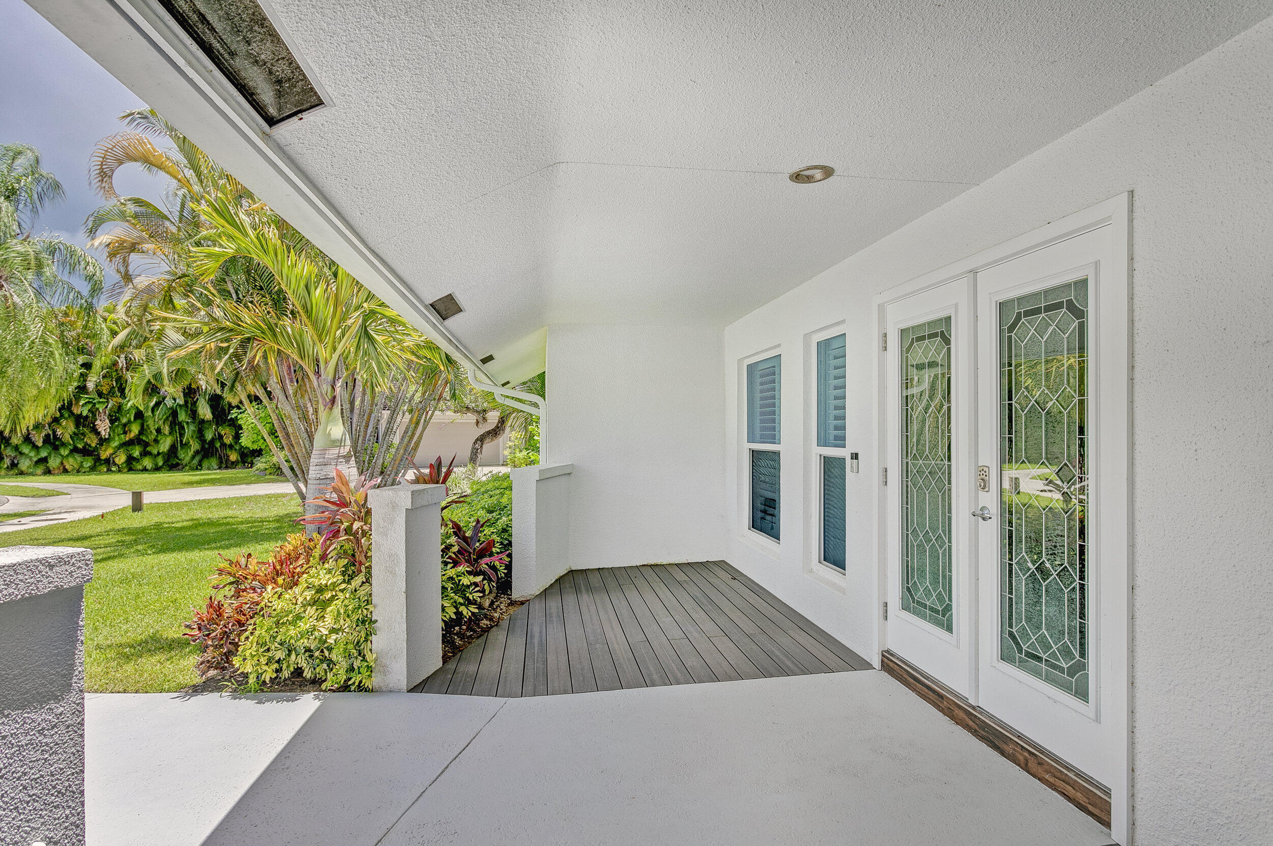 141 Pine Hill Trail W