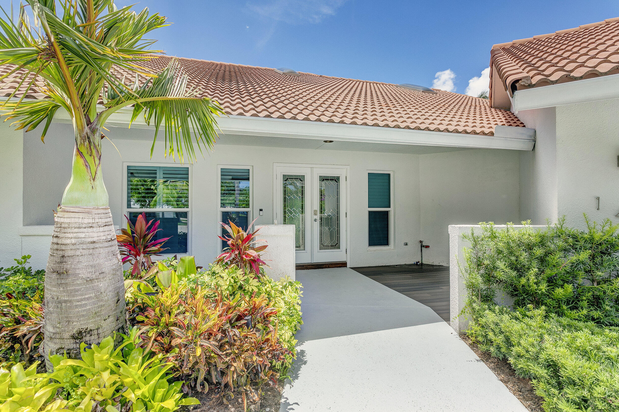 141 Pine Hill Trail W