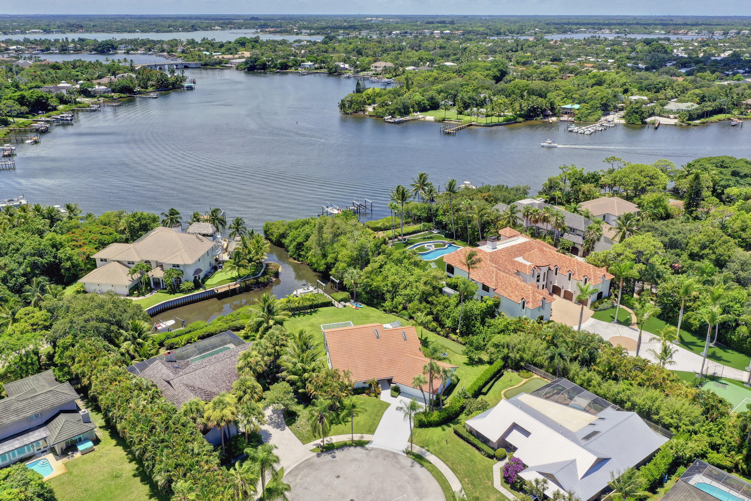 141 Pine Hill Trail W