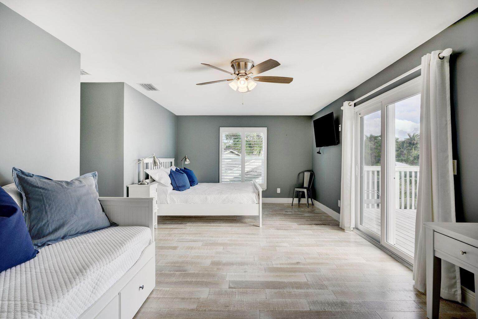 141 Pine Hill Trail W