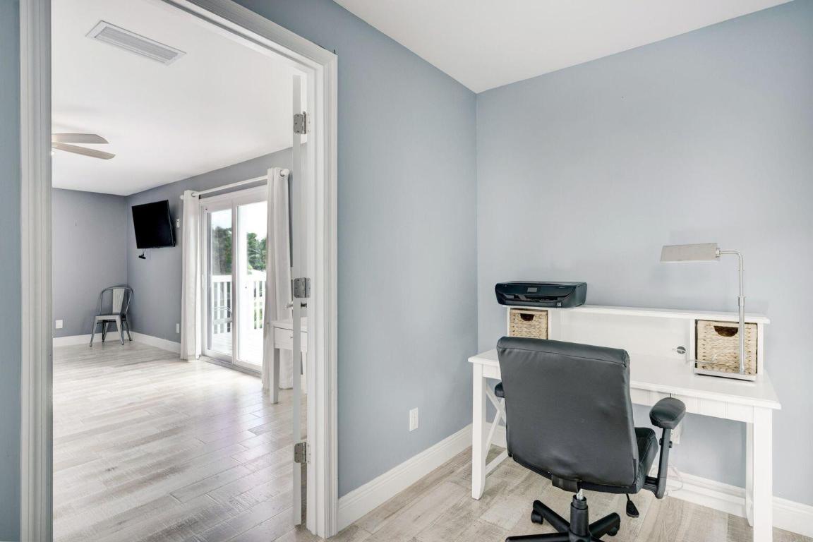 141 Pine Hill Trail W