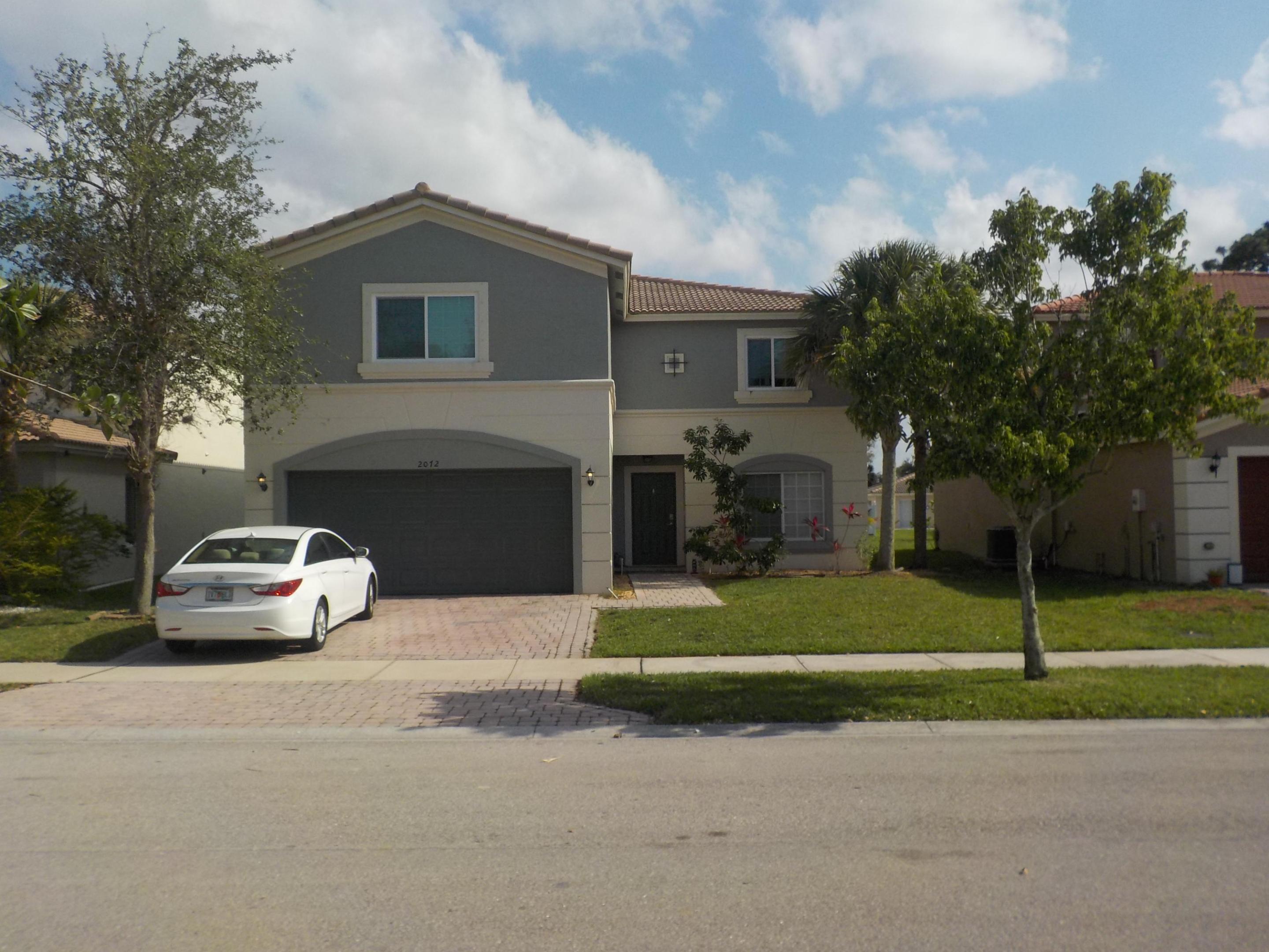 2072 SW Marblehead Way