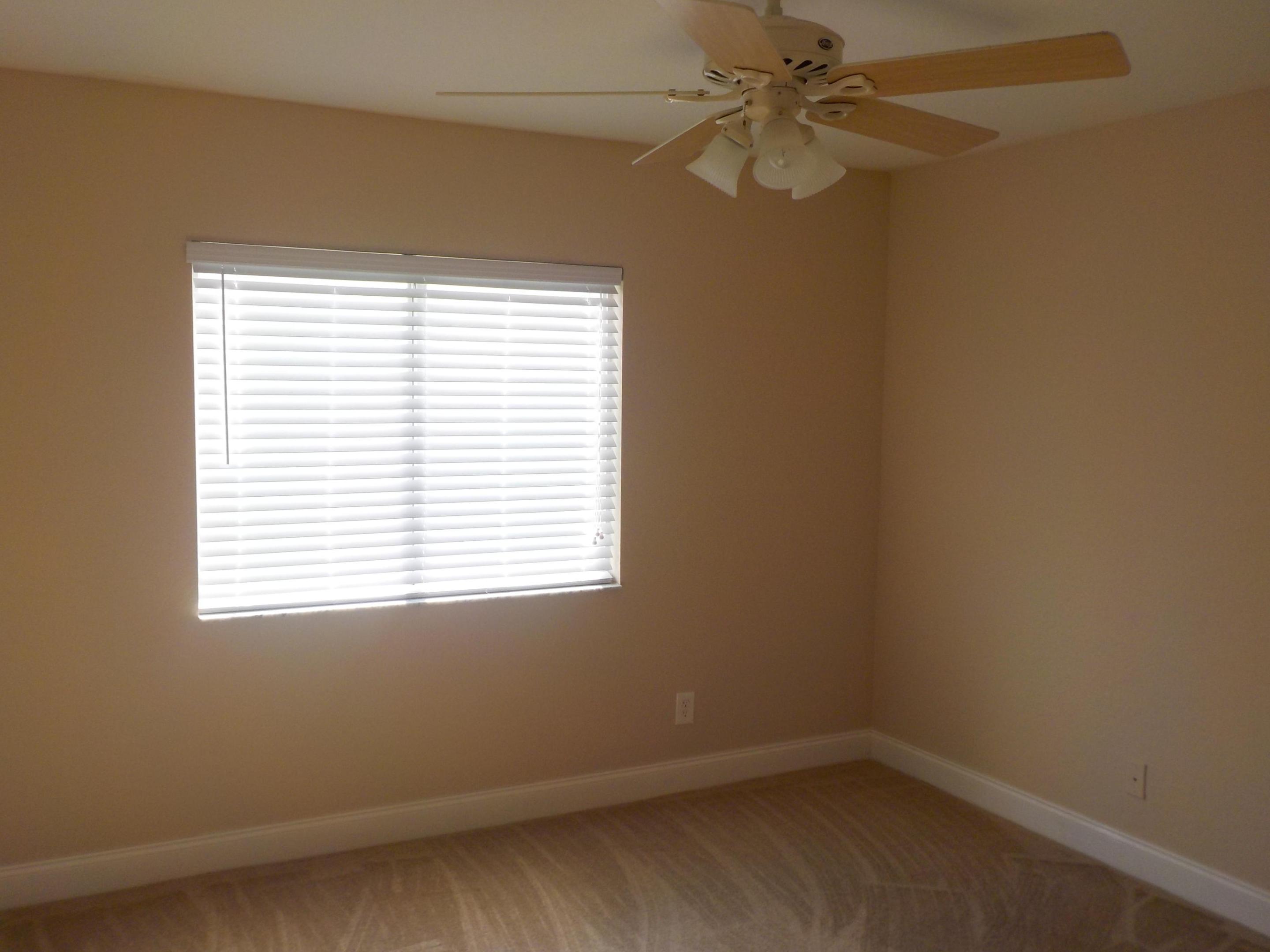 2072 SW Marblehead Way