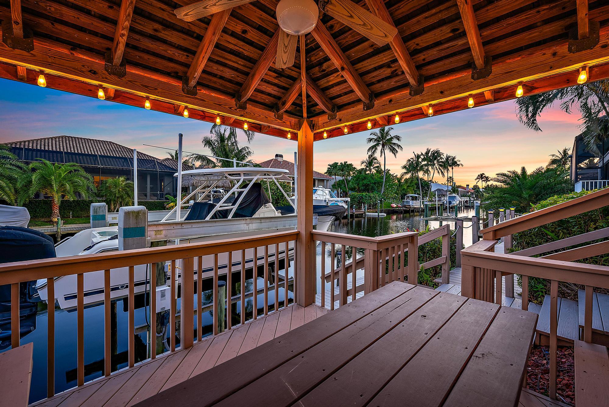 8872 SE North Passage Way