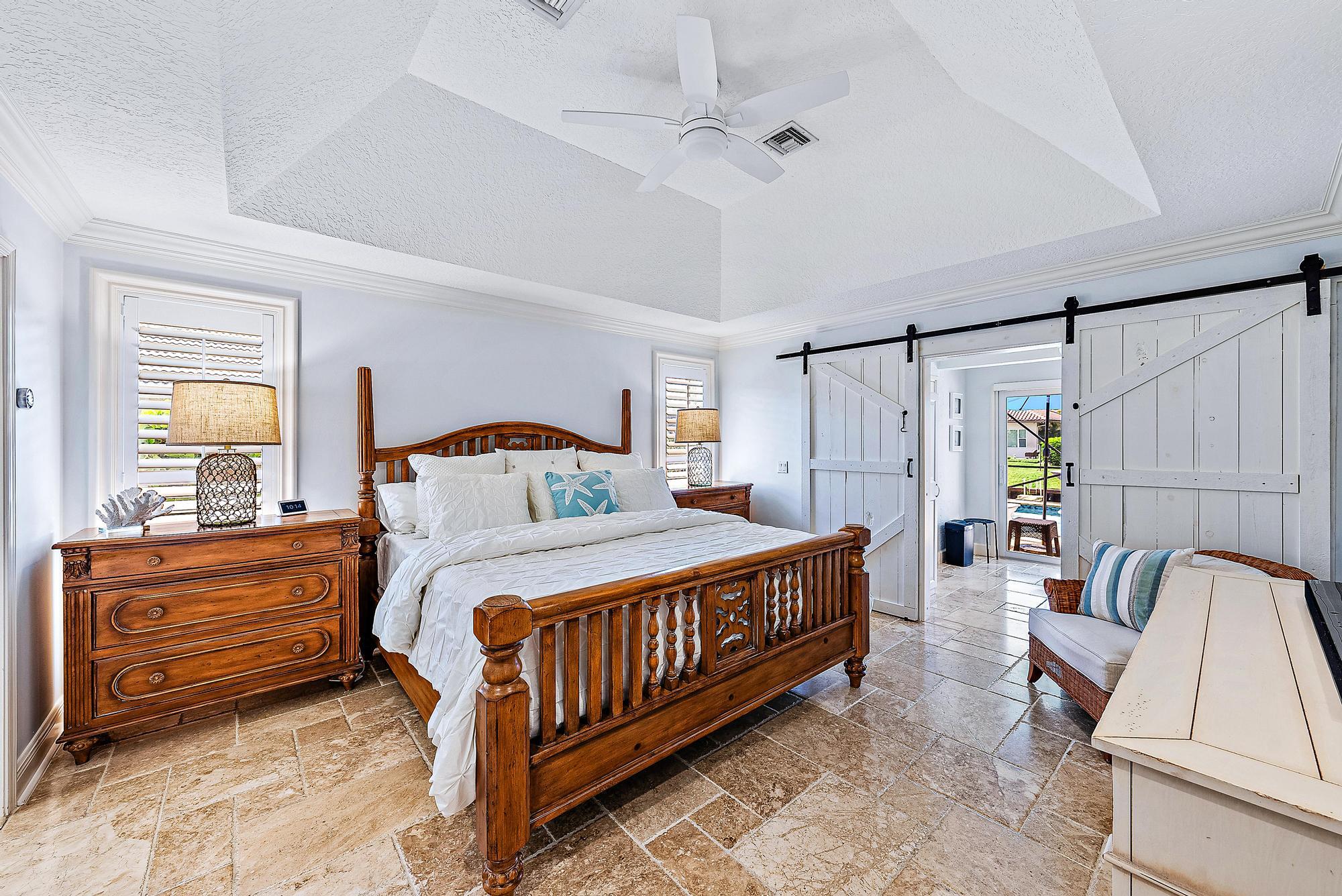 8872 SE North Passage Way