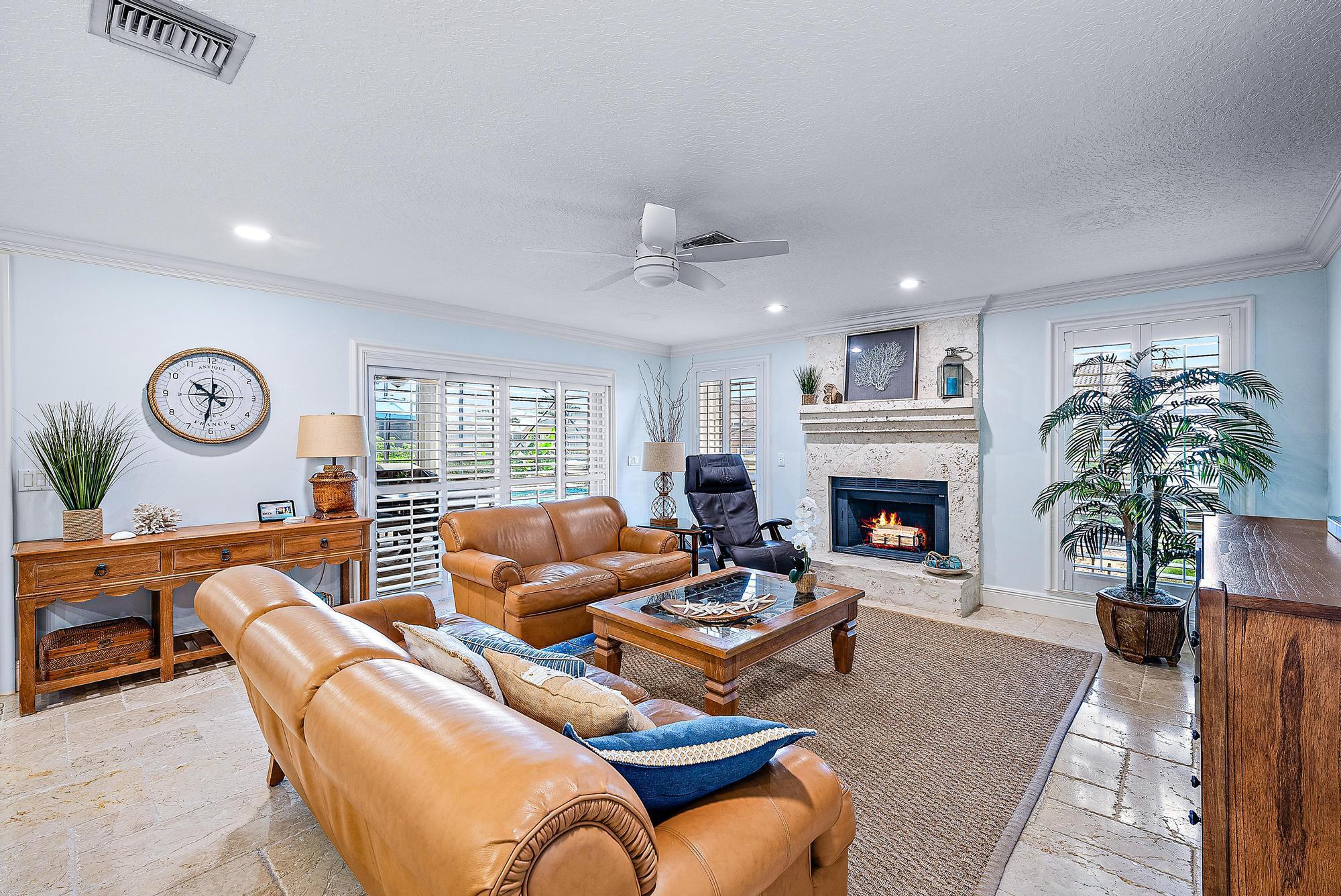 8872 SE North Passage Way