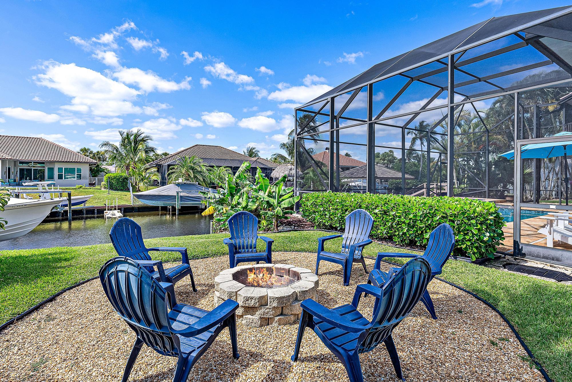 8872 SE North Passage Way