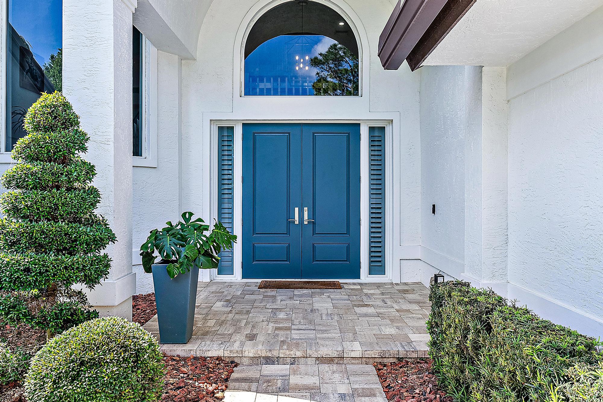 8872 SE North Passage Way