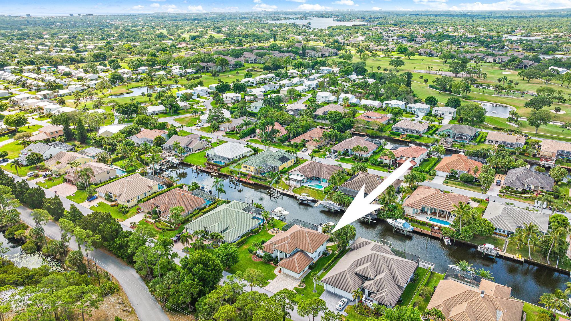 8872 SE North Passage Way