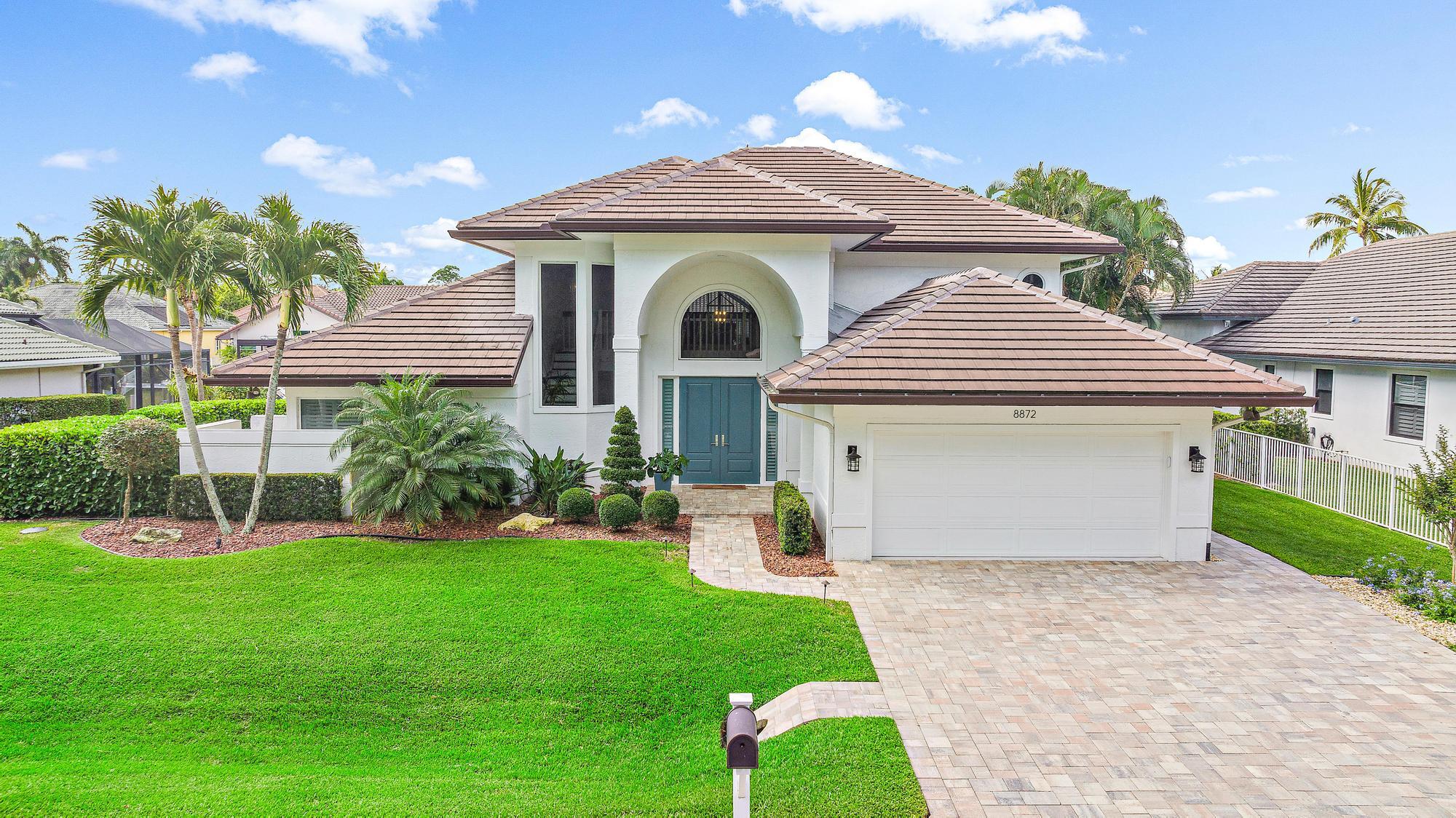 8872 SE North Passage Way